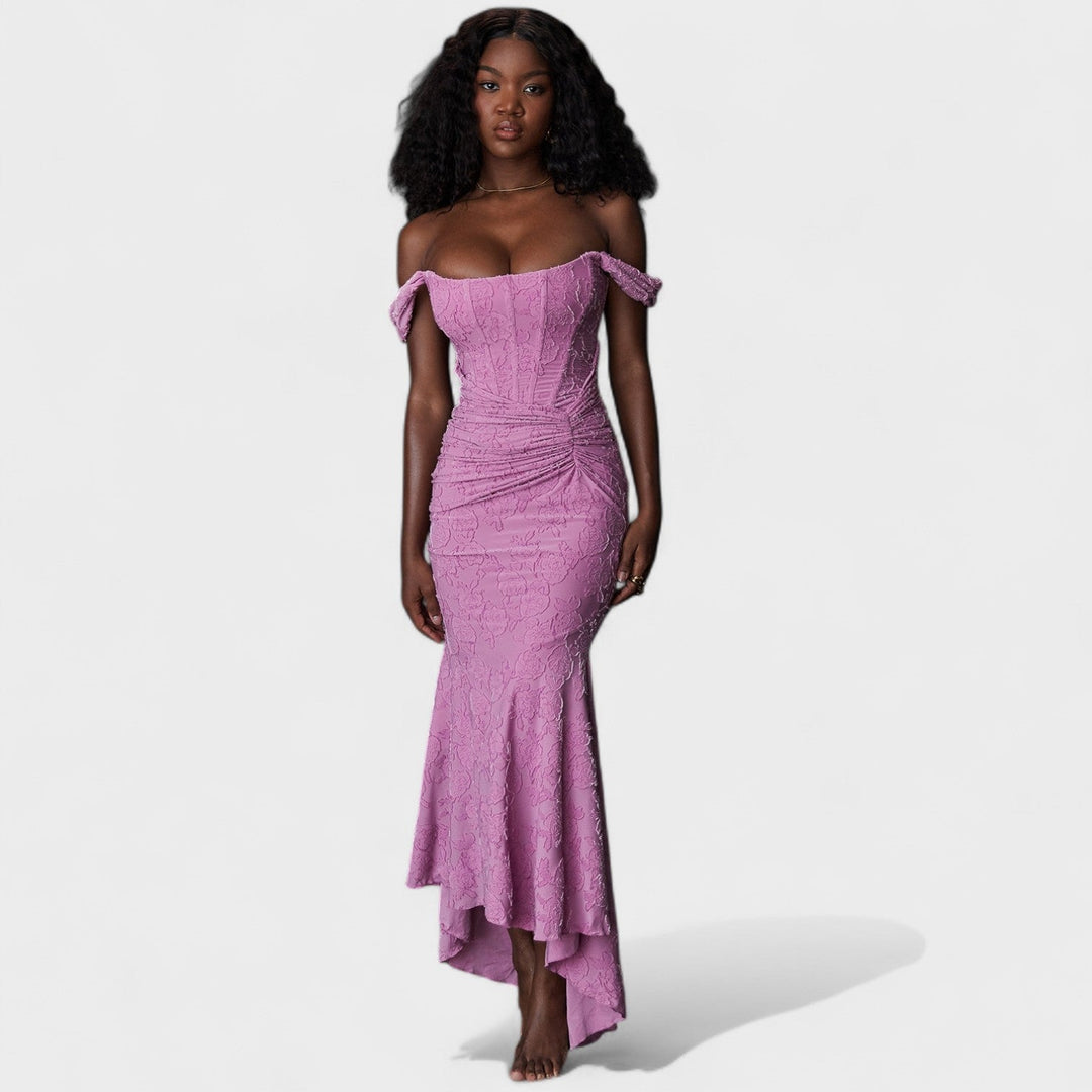 Cesca | Šaty se sculptural silhouette