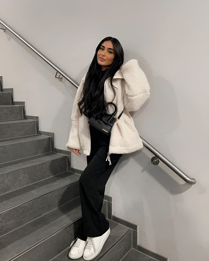 Tzirelle | Komfortní a elegantní bunda