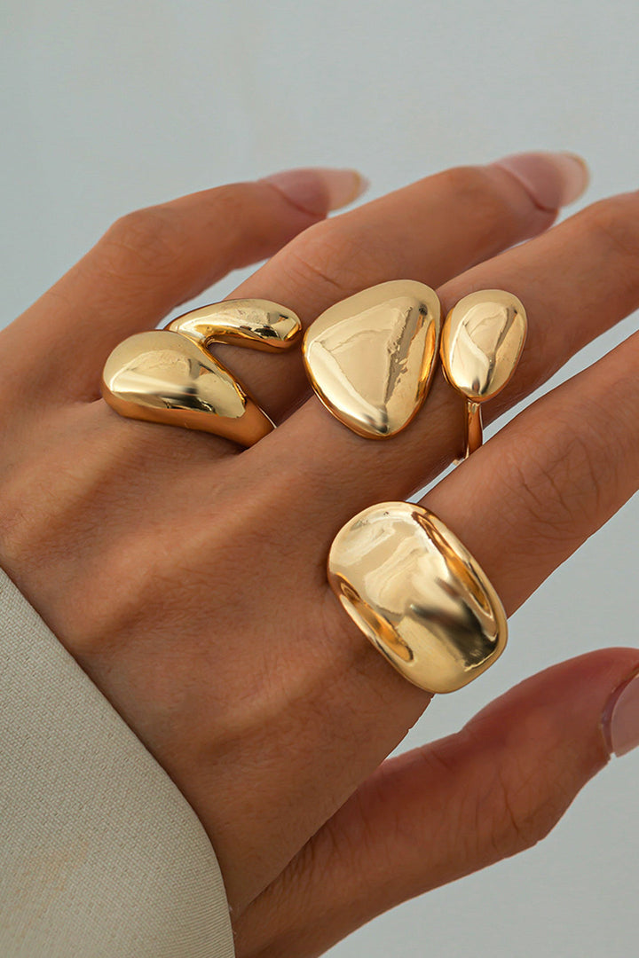 Nepravidelné kovové prstýnky