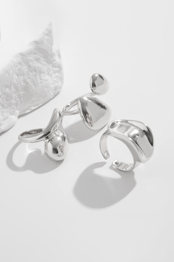 Nepravidelné kovové prstýnky