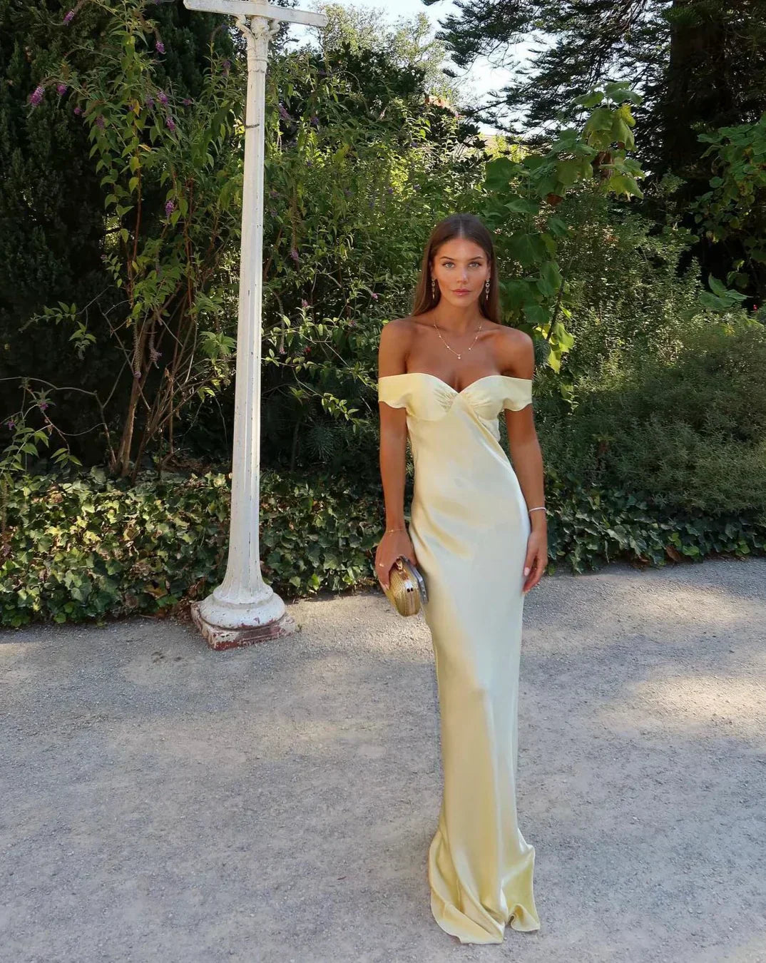 Bárbara | Dlouhé saténové šaty bez ramínek