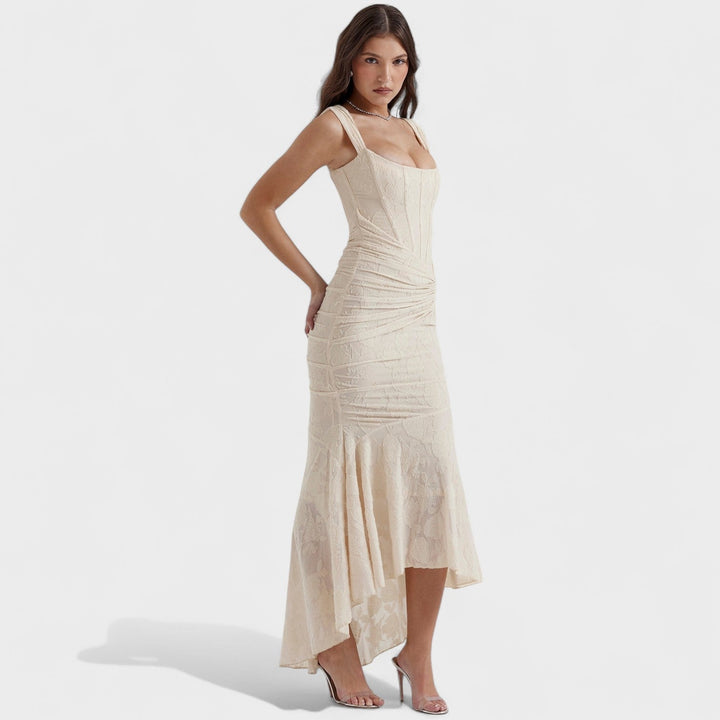 Cesca | Šaty se sculptural silhouette